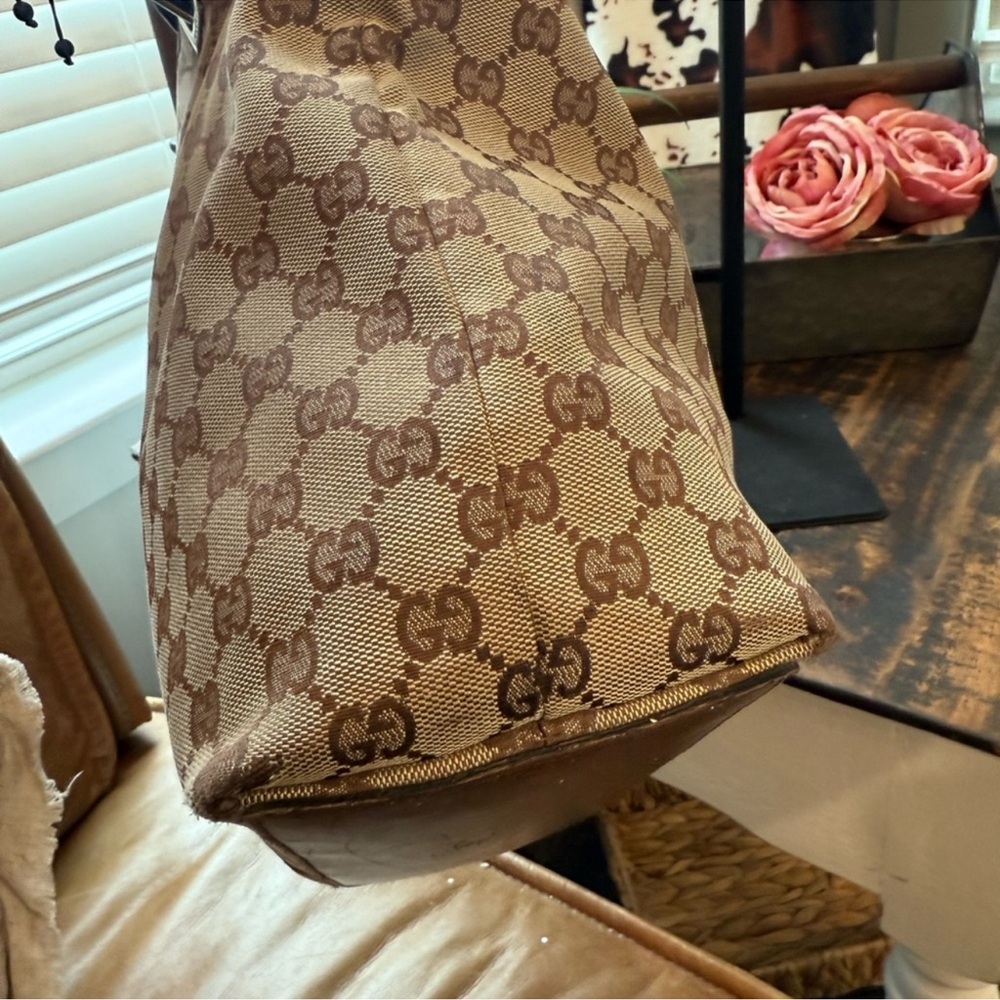 Gucci Beige Brown GG Canvas Tote - Picture 6 of 11